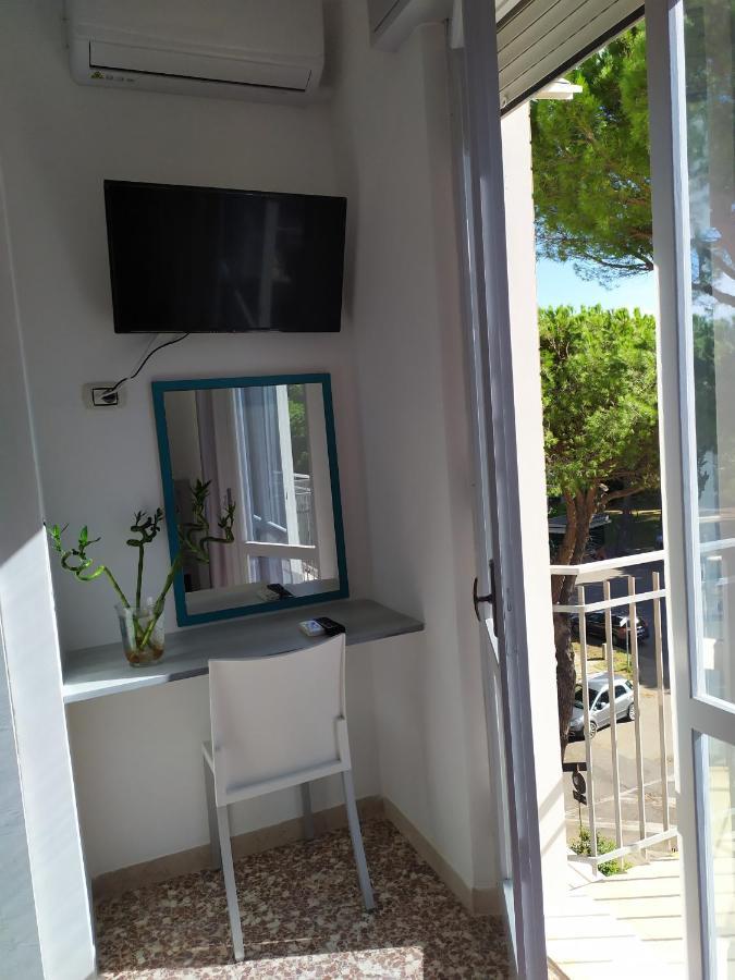 Hotel Madonna Del Pino Cervia Zewnętrze zdjęcie