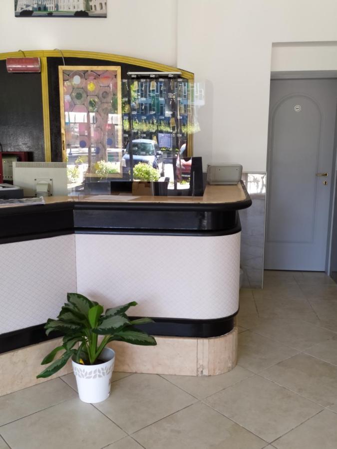 Hotel Madonna Del Pino Cervia Zewnętrze zdjęcie