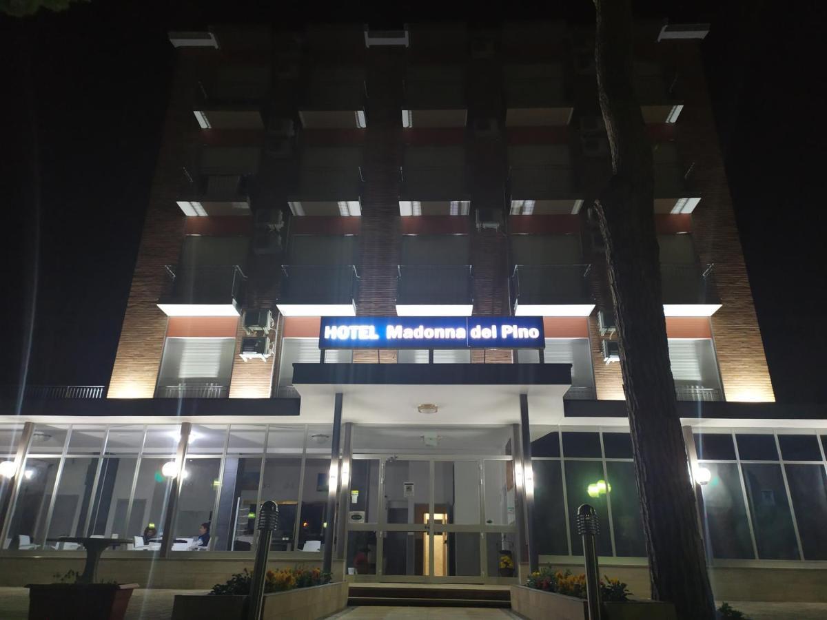 Hotel Madonna Del Pino Cervia Zewnętrze zdjęcie